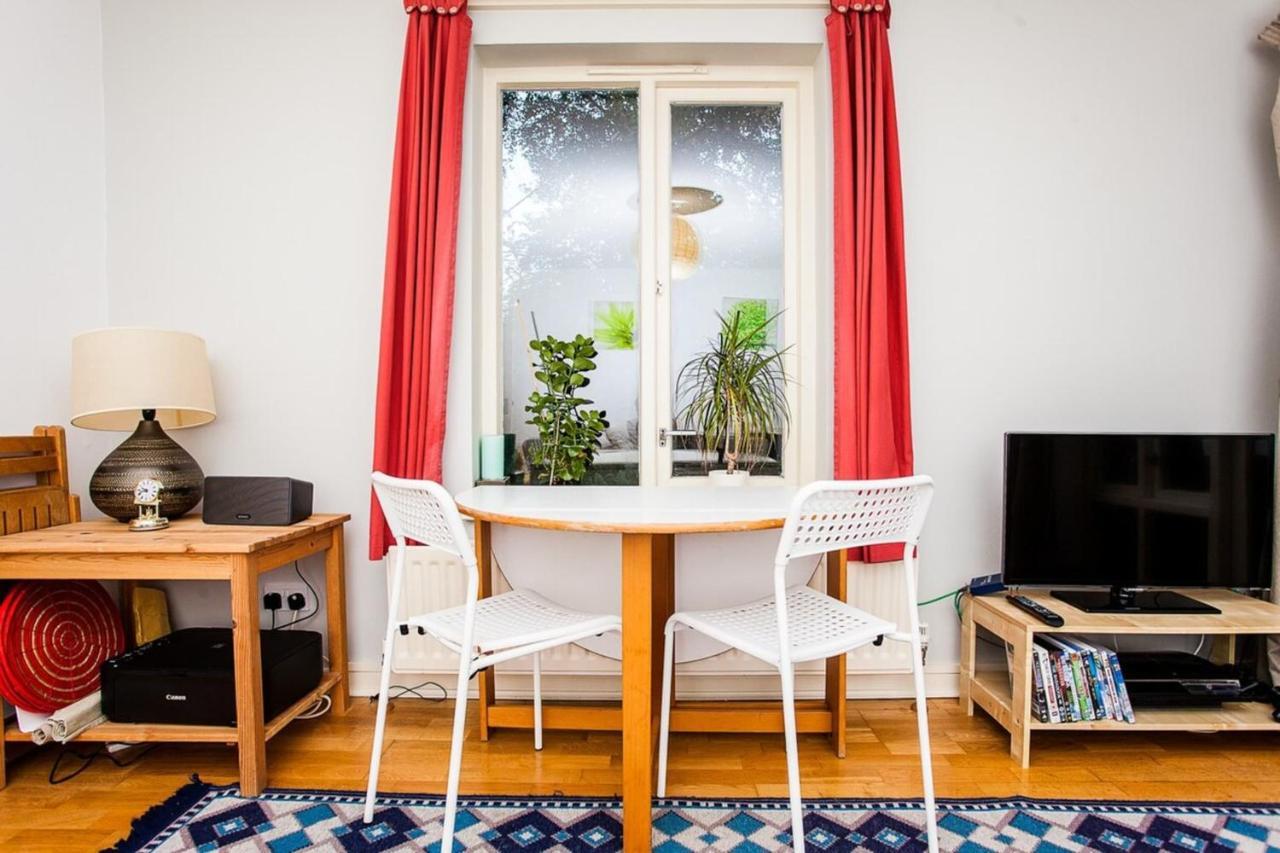 Apartament Charming Peaceful 2 Bedroom With Parking And Garden *