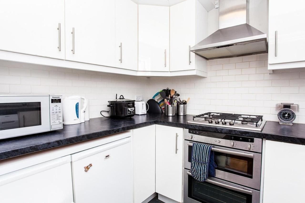 Apartament Charming Peaceful 2 Bedroom With Parking And Garden *